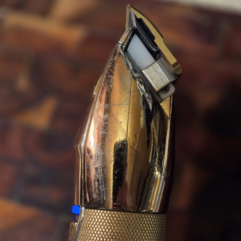 BaByliss Gold and Blue Hair Clipper - Picture 3 of 11